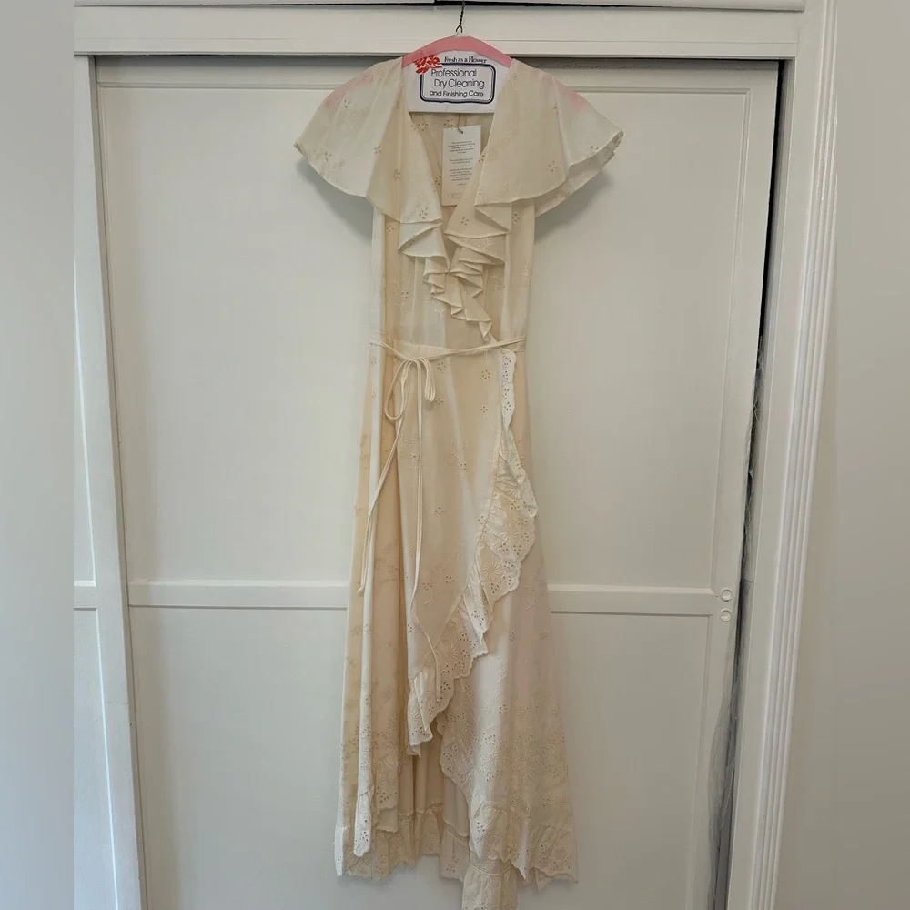 NWT Christy Dawn Camilla Dress in Ivory Embroider - Picture 4 of 9